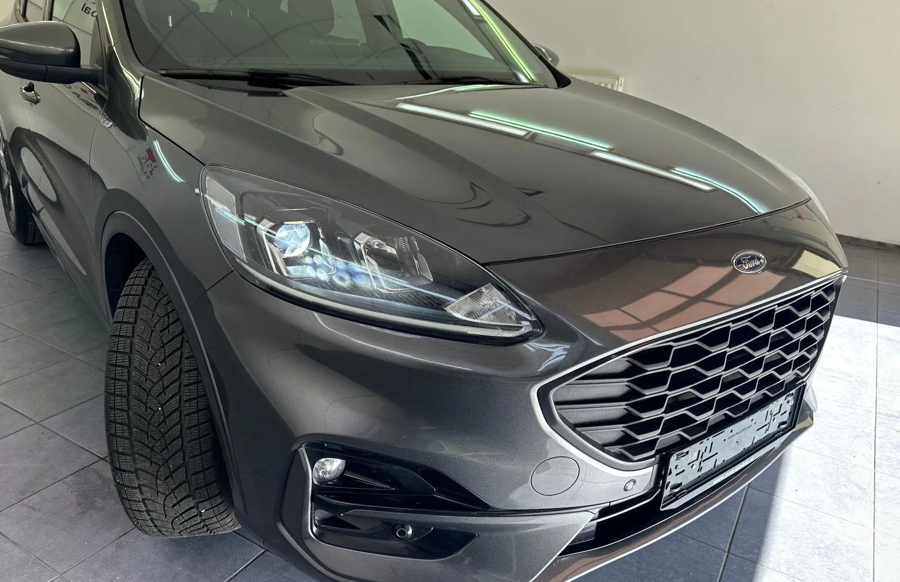 Zunanja slika - Ford Kuga - 1.5 EcoBlue ST-Line.KAMERA.NAVI.Športno podvozje - 2