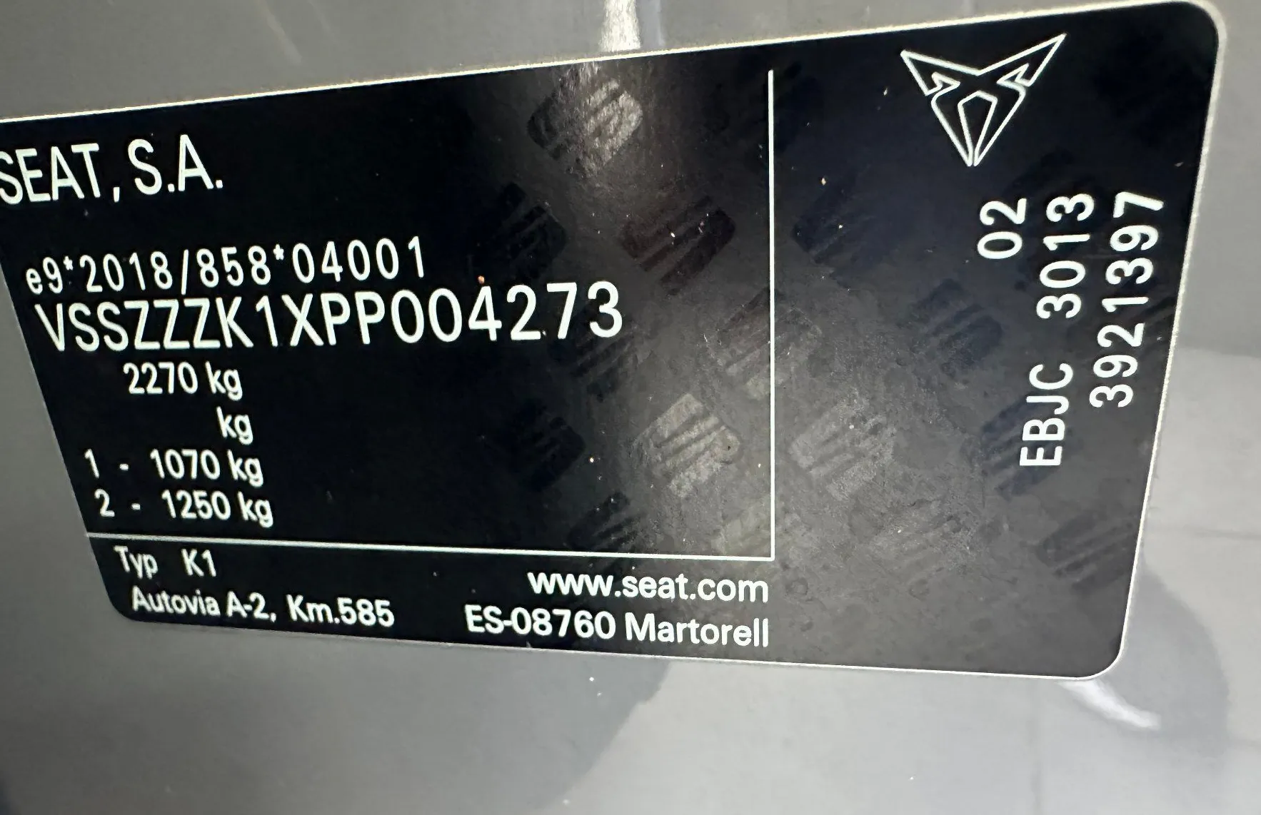 Zunanja slika - Cupra Born - 150kW-62 KW BATERIJA.KAMERA.NAVI.ALKANTARA.ACC.TOP - 12