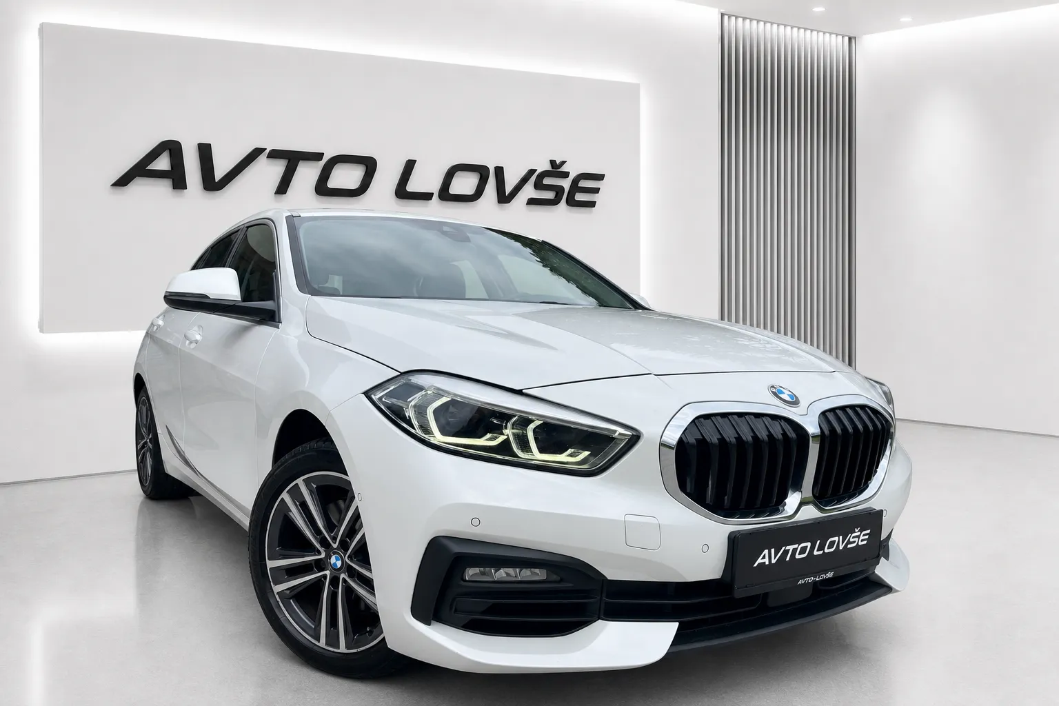 Zunanja slika - BMW serija 1: - 116d-1 LASTNICA-ALU-LED-NAVI-KAM-ODLIČEN - 2