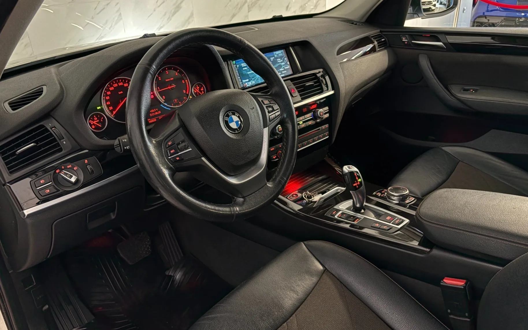 Notranja slika - BMW serija X3: - xDrive20d |X-Line|Kamera|PDC|Navi|SLO|1.Lastnik| - 8