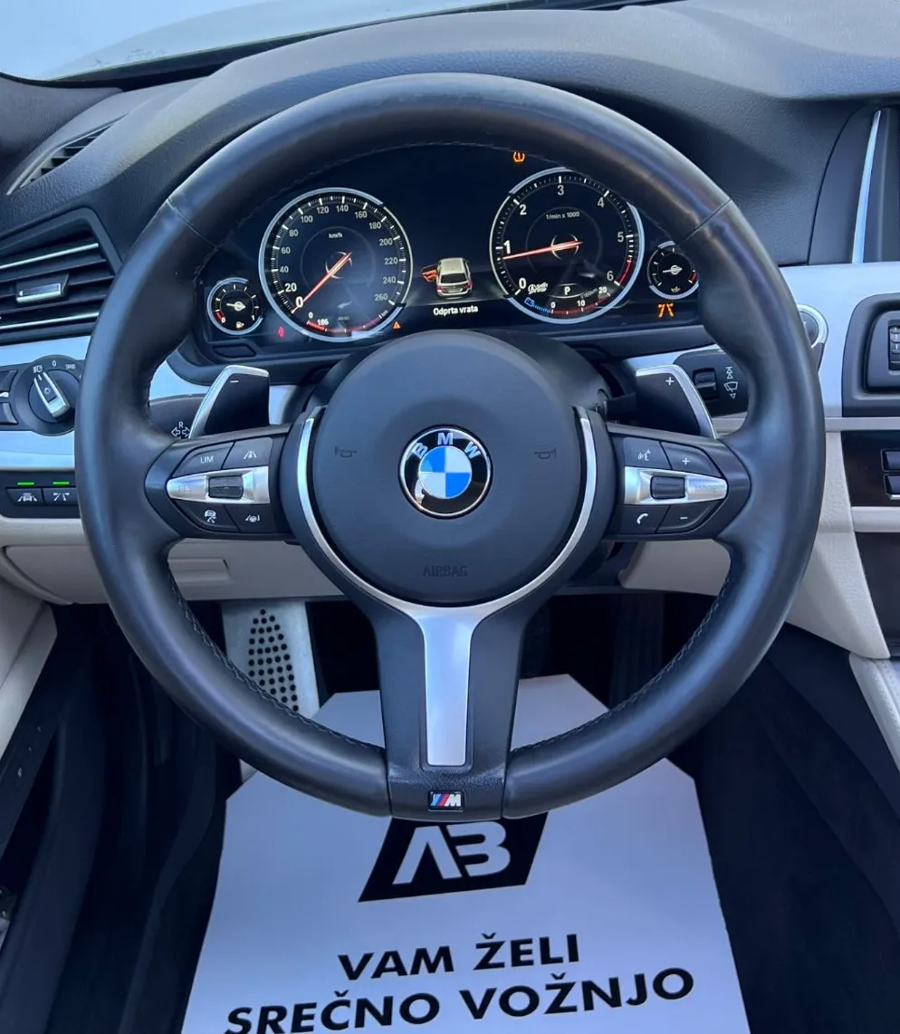 Zunanja slika - BMW Serija 5 - Touring: 520d+M OPTIC+LED+19col+VIRTUAL+F1+MEMORY... - 14