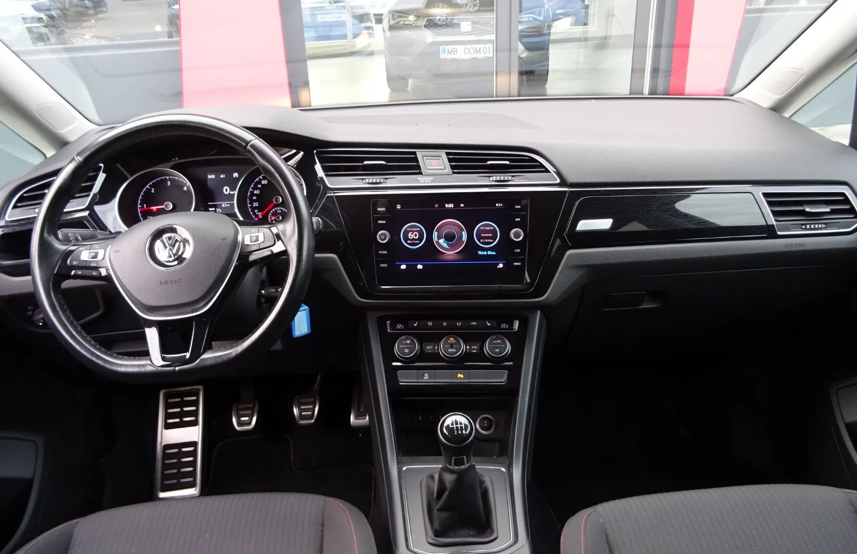 Zunanja slika - Volkswagen Touran - 2.0 TDI -SOUND- Comfortline 150KM - RADAR - - 12