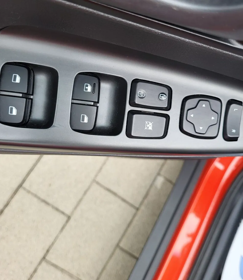 Zunanja slika - Hyundai Kona - 1.0 T-GDI 120 slo-1last-servisira-ac-el.paket-... - 14
