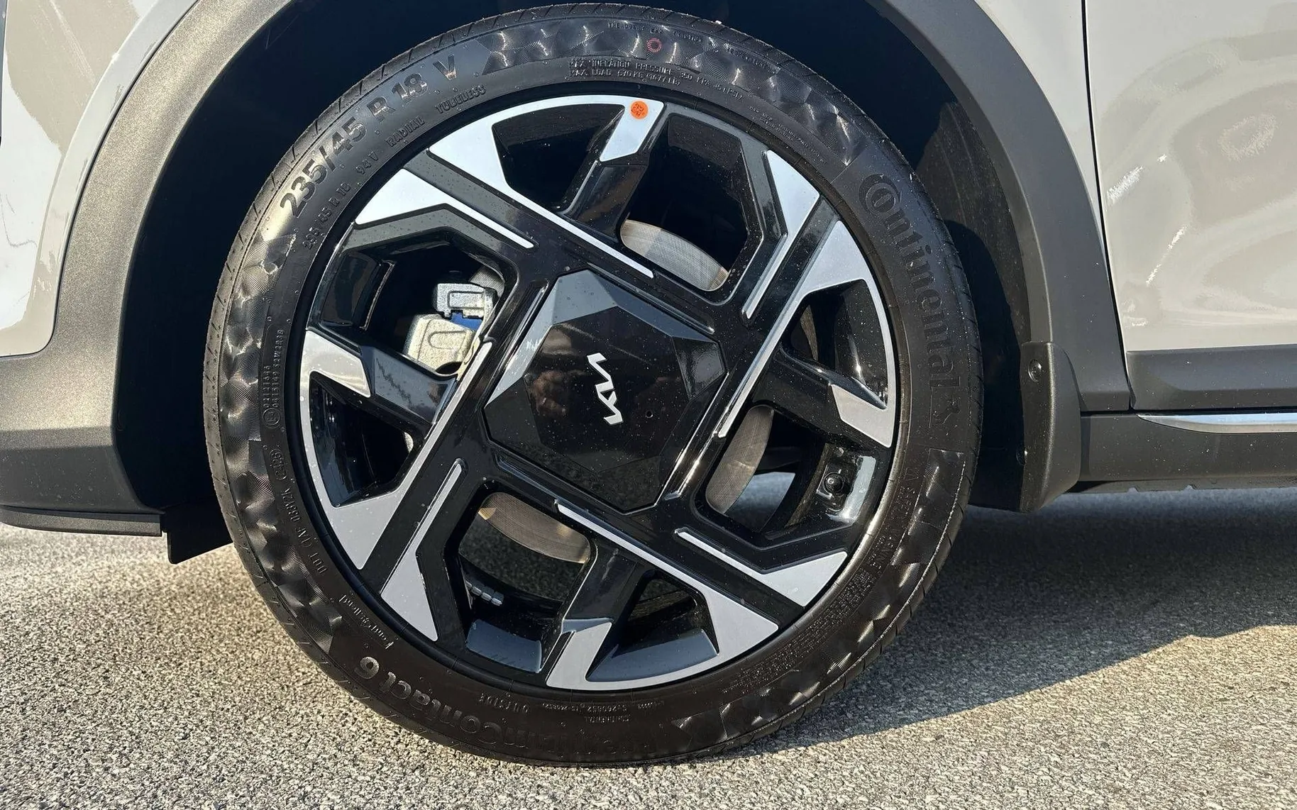 Notranja slika - KIA XCeed - 1.6 T-GDI EX ACTIVE 7 DCT - 9