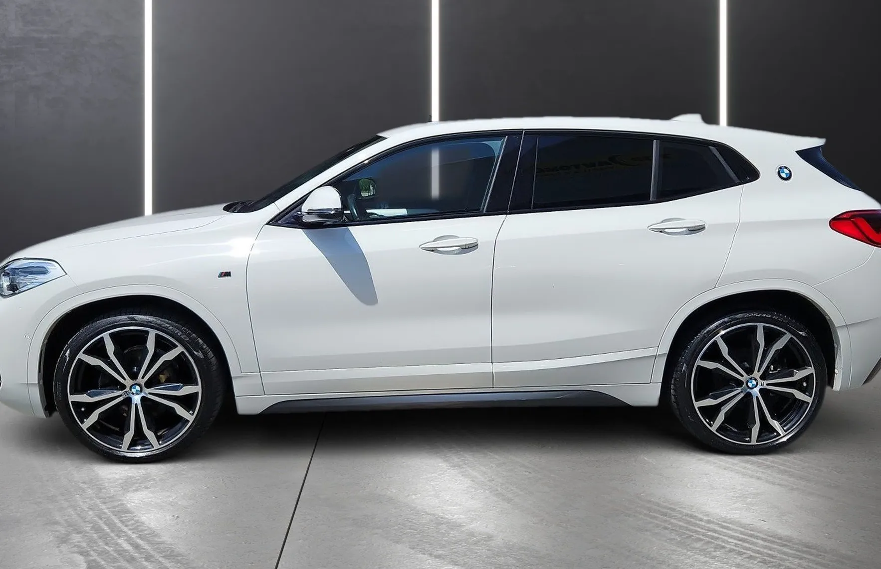 Zunanja slika - BMW X2 - serija :  xDrive18d M Sport FULL LED PANORAMA - 3