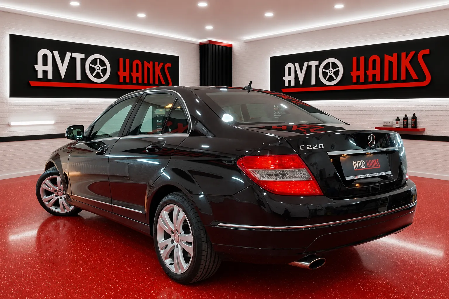 Notranja slika - Mercedes-Benz C-Razred - C 220 CDI Avantgarde.1.LASNIK.MAX OHRANJEN - 12