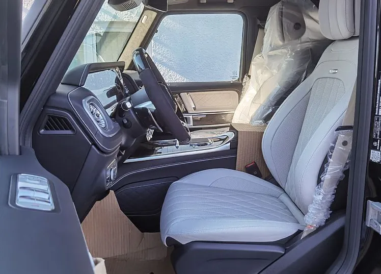 Zunanja slika - Mercedes-Benz G-Razred - 63 AMG V8 SUPERIOR•HLAJ-SED•KEYLESS•2X-TV•360•22C• - 6