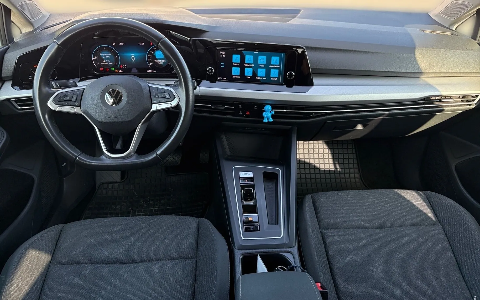 Notranja slika - Volkswagen Golf Variant - 2.0 TDI DSG - 10