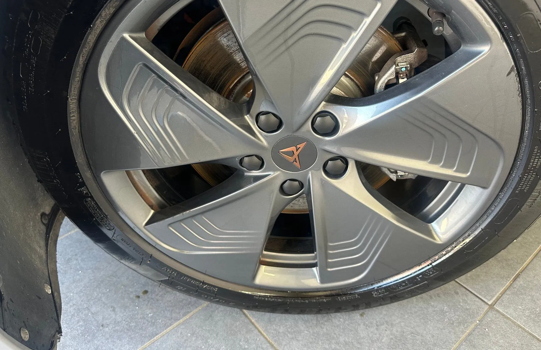 Zunanja slika - Cupra Born - 150kW-62 KW BATERIJA.KAMERA.NAVI.ALKANTARA.ACC.TOP - 11