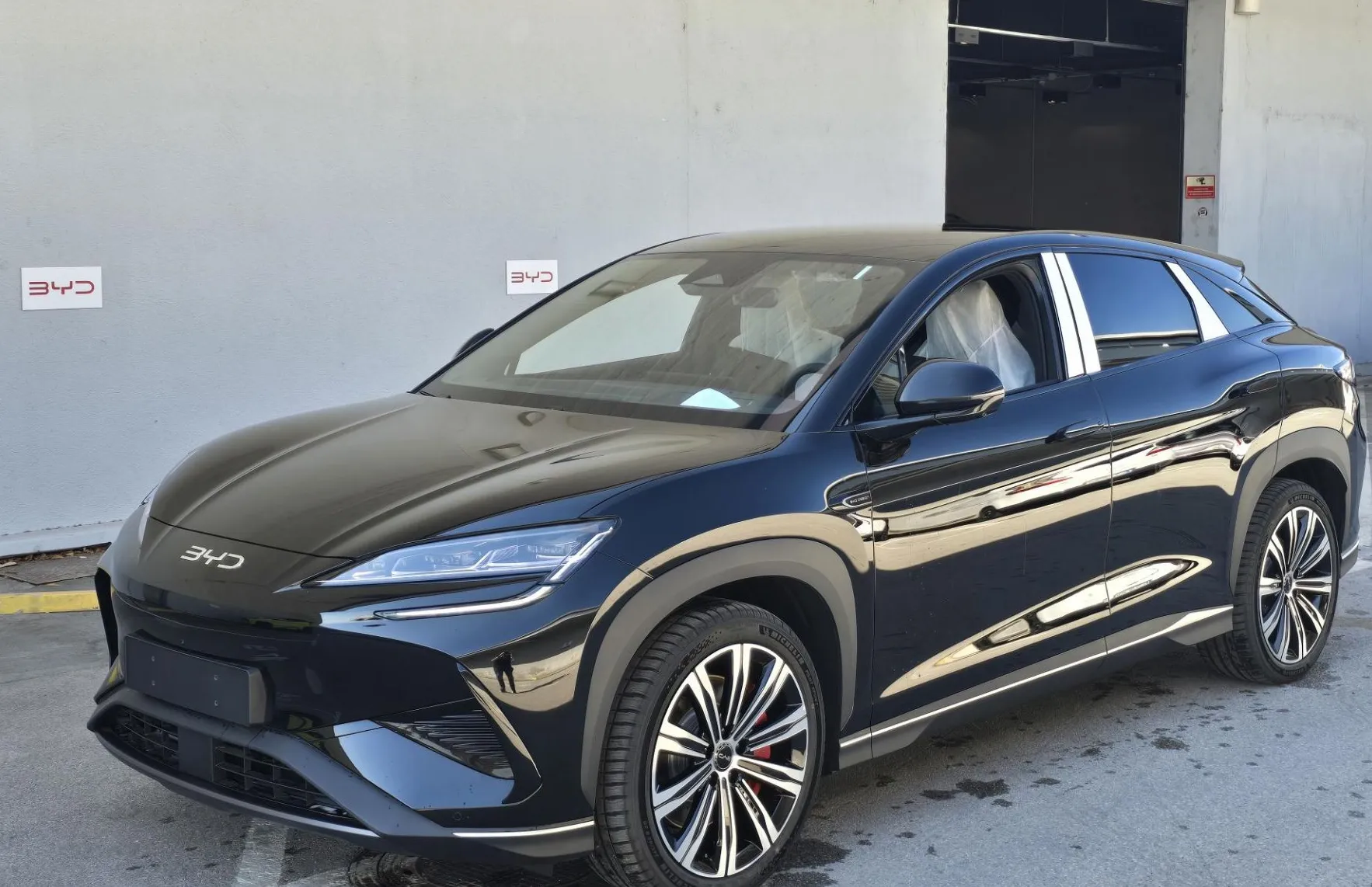 BYD SEALION 7