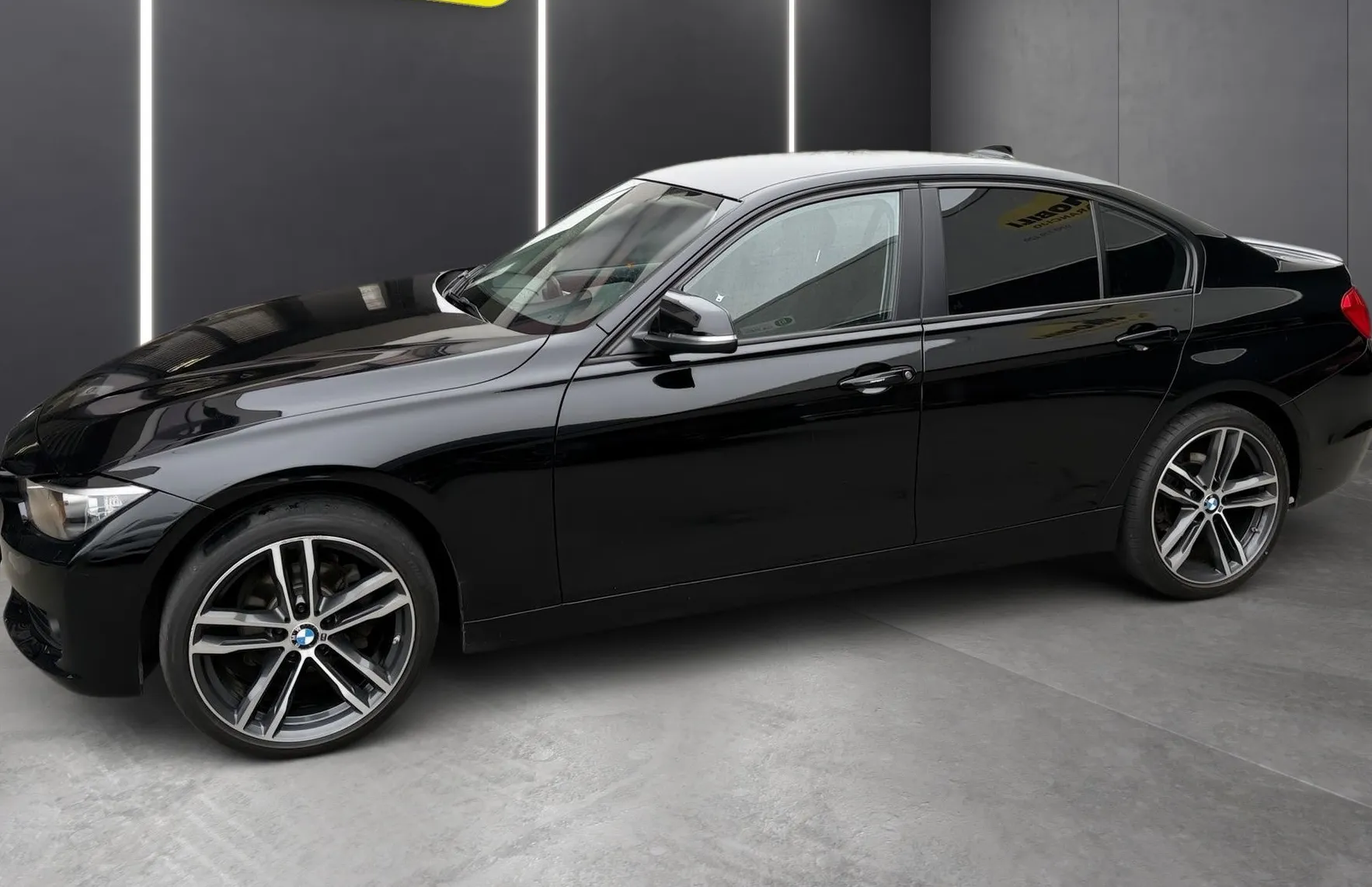 Zunanja slika - BMW Serija 3 - : 318d MOŽNOST FINANCIRANJA BREZ POLOGA - 3
