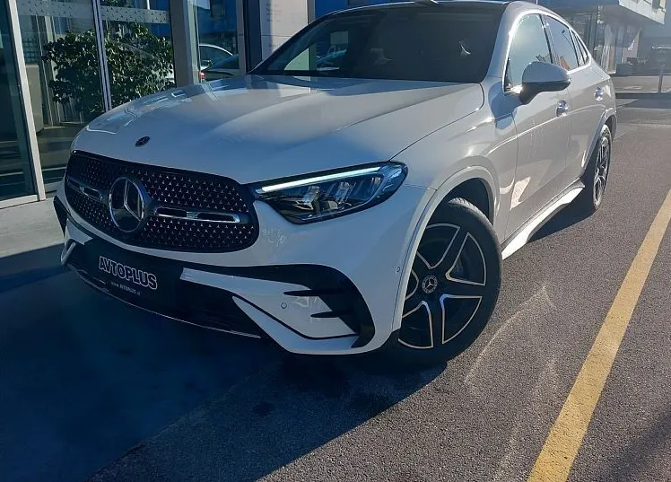 Zunanja slika - Mercedes-Benz GLC-Razred - GLC coupe GLC 200 4MATIC AMG line. Pano. Slovenski - 1