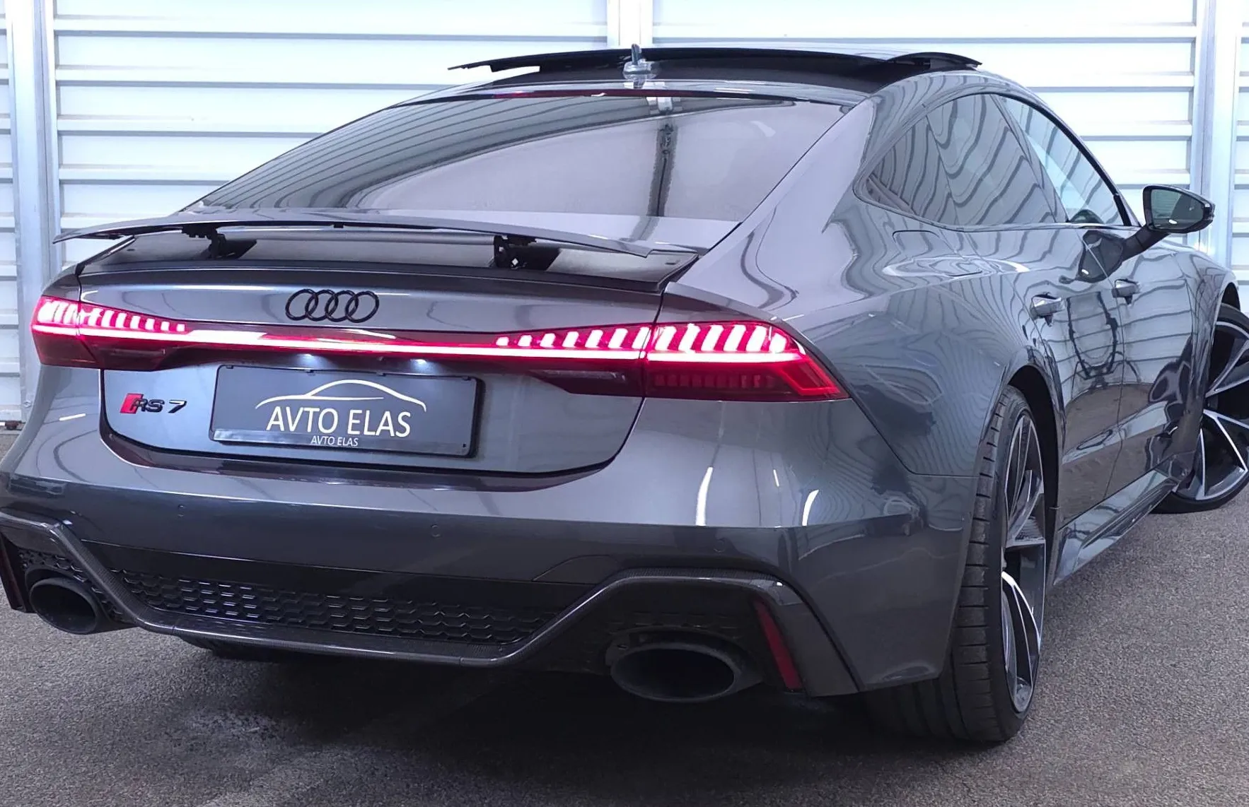 Zunanja slika - Audi RS7 - KERAMIKA - KARBON - PANO - NIGHT VISION - KAMERA.. - 5