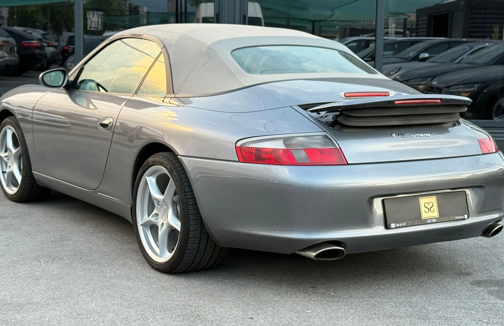 Zunanja slika - Porsche 911 Cabriolet - Carrera 4 Vsa oprema TOP STANJE samo 48000km - 5