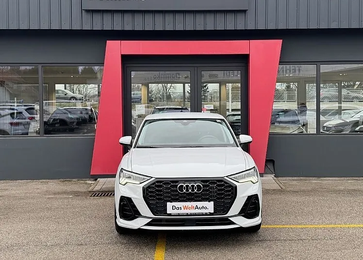 Zunanja slika - Audi Q3 - Sportback 35 TDI S-tronic S-Line - 2