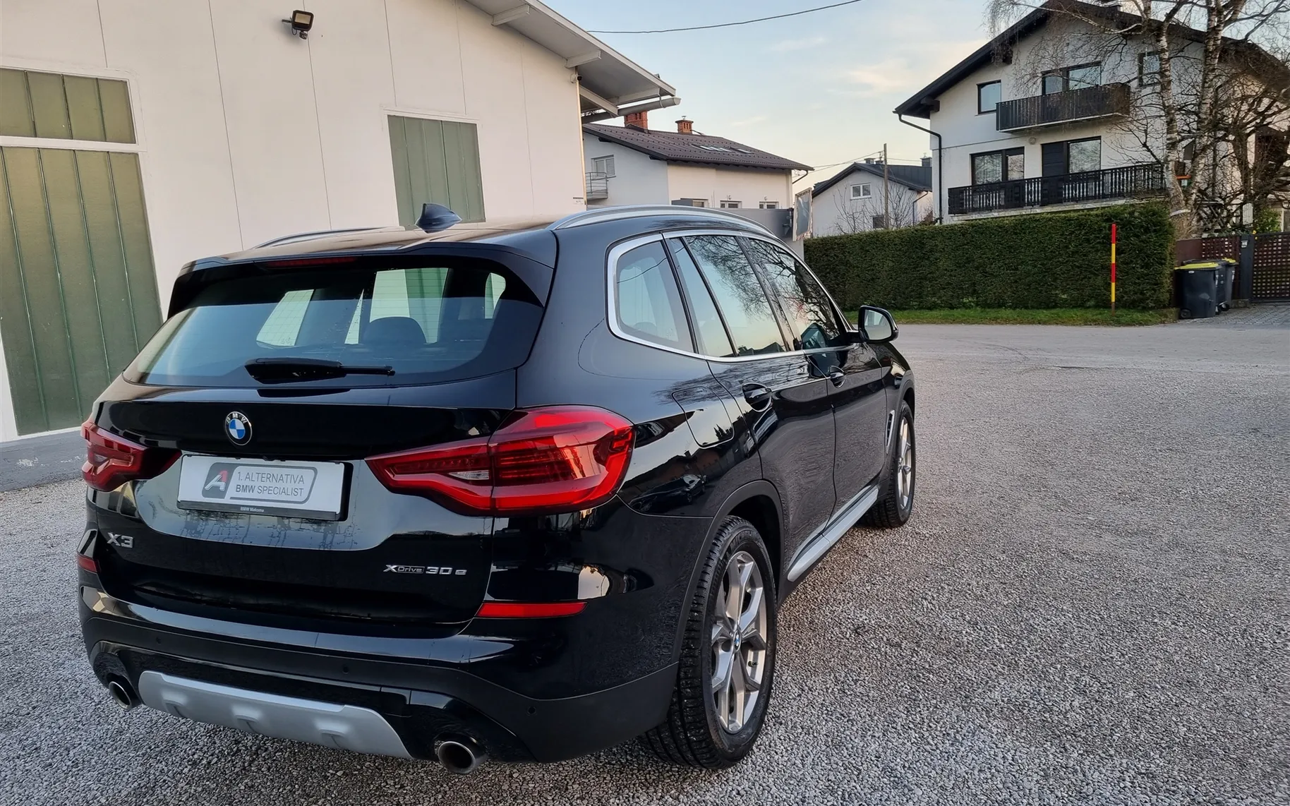 Zunanja slika - BMW X3 - xDrive30e - 2