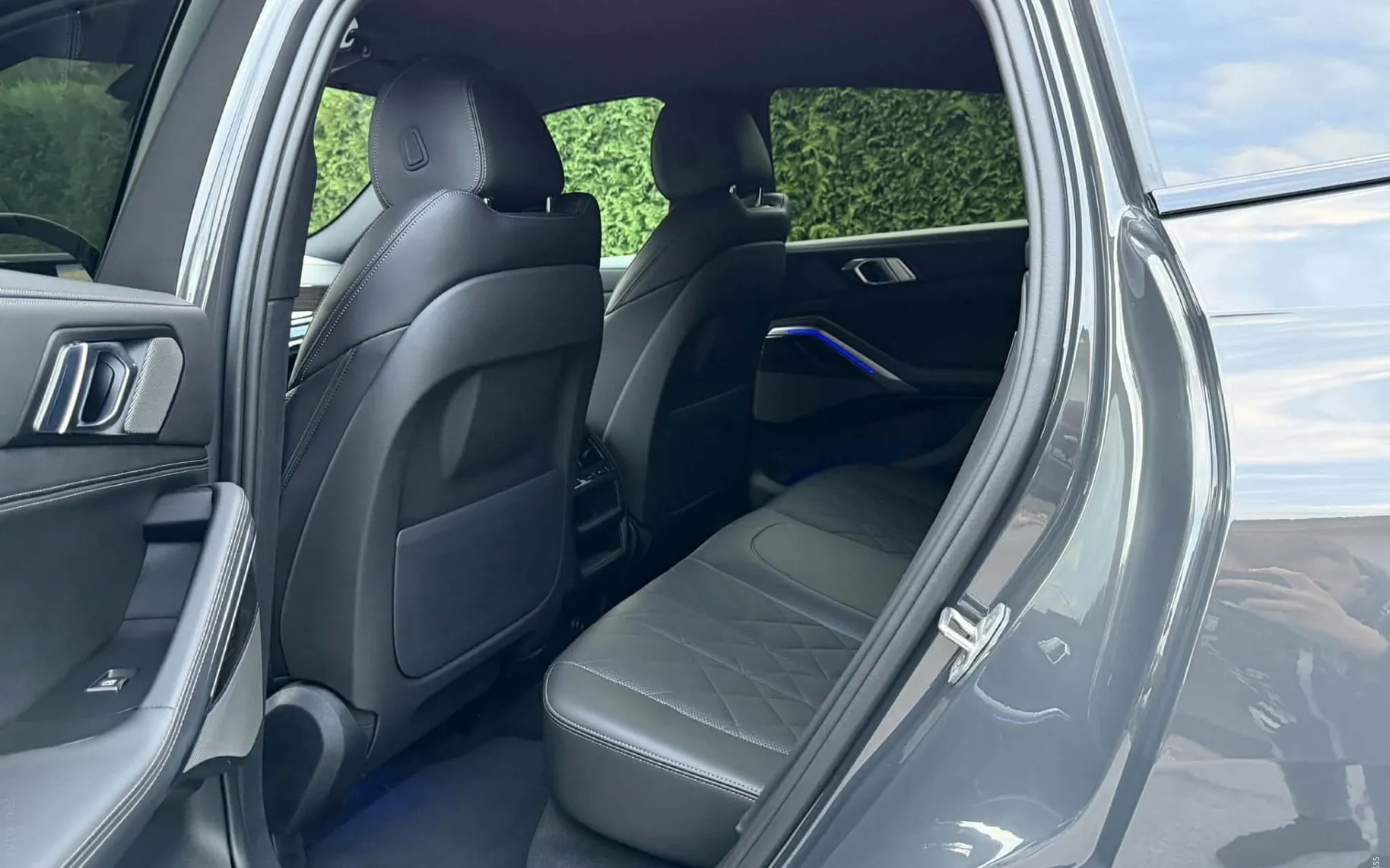 Notranja slika - BMW serija X6: - 3.0XD-M PAKET-ZRAČNO-LASER-ACC-KEYLES-360KAMERA-.. - 10