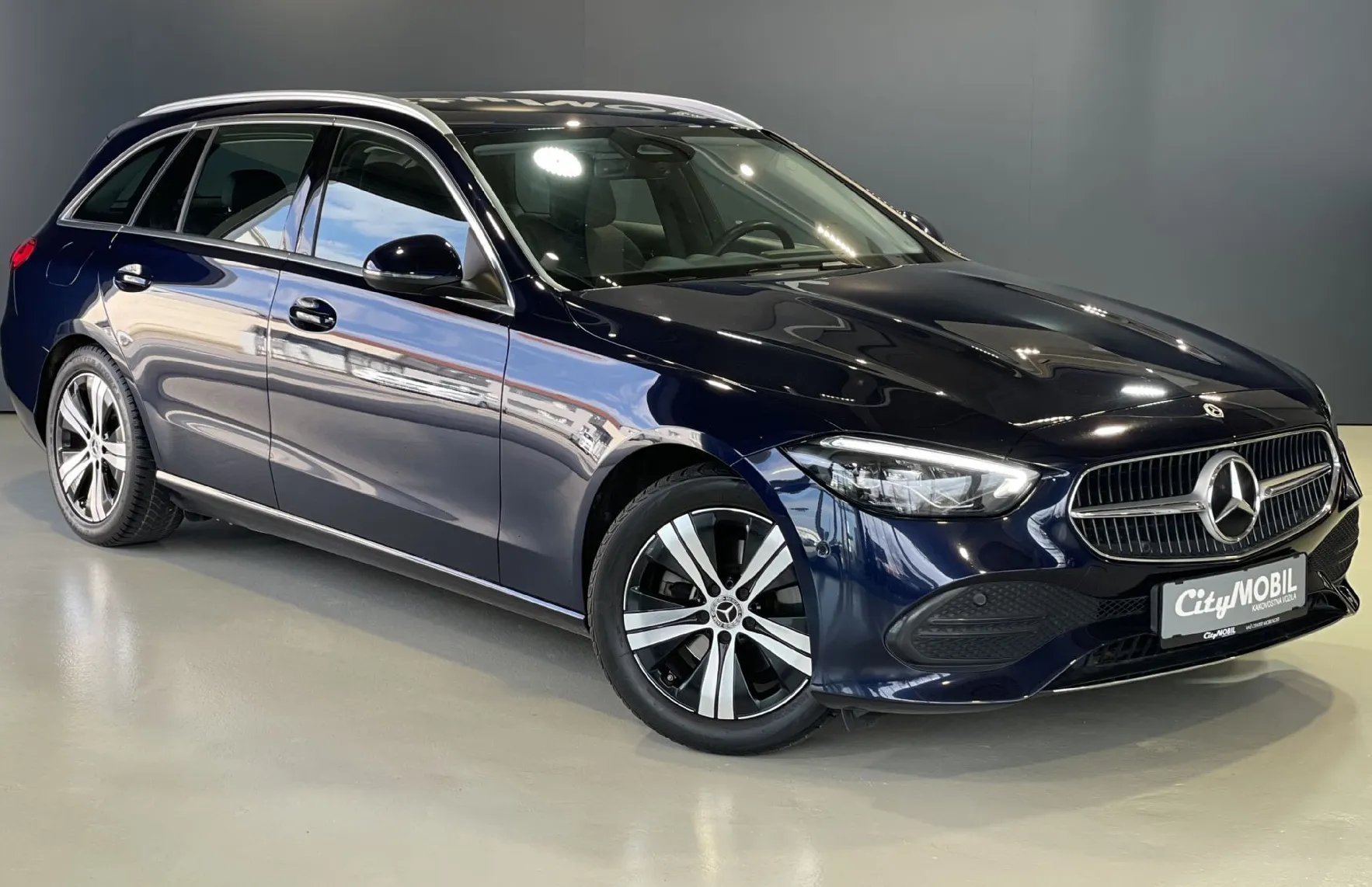 Zunanja slika - Mercedes-Benz C-Razred - VIRTUAL-NAVIGACIJA-RADAR-AMBIENT-KAMERA-LED-ALU - 2