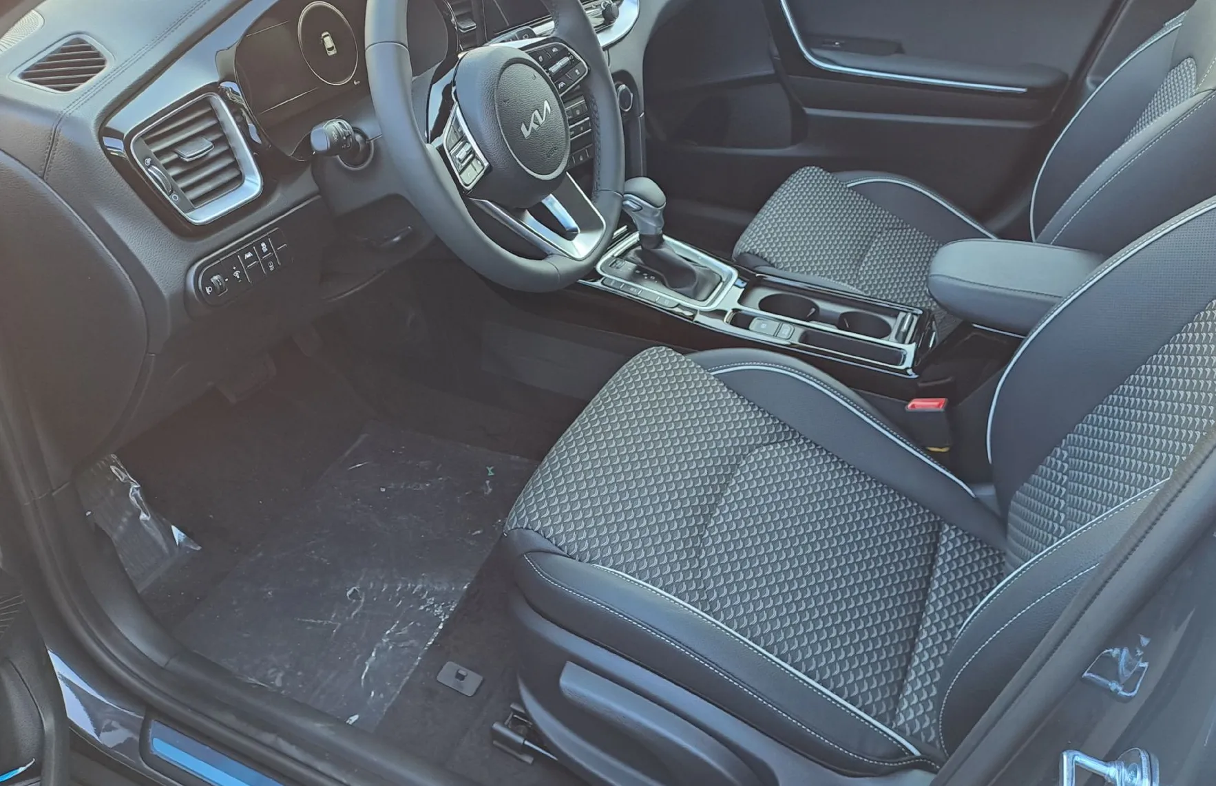 Zunanja slika - KIA XCeed - 1.6 T-GDi EX WAY ISG.7DCT 110 kW - 4