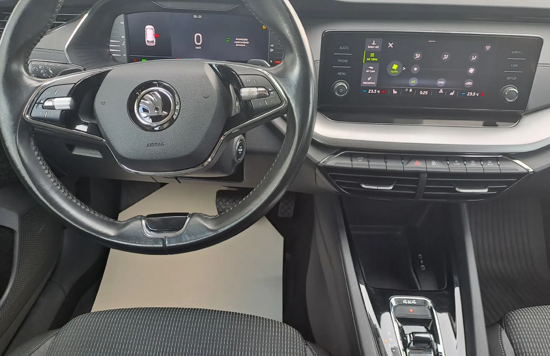 Zunanja slika - Škoda Octavia - Combi 2.0 TDI 4x4 Ambition DSG - 8