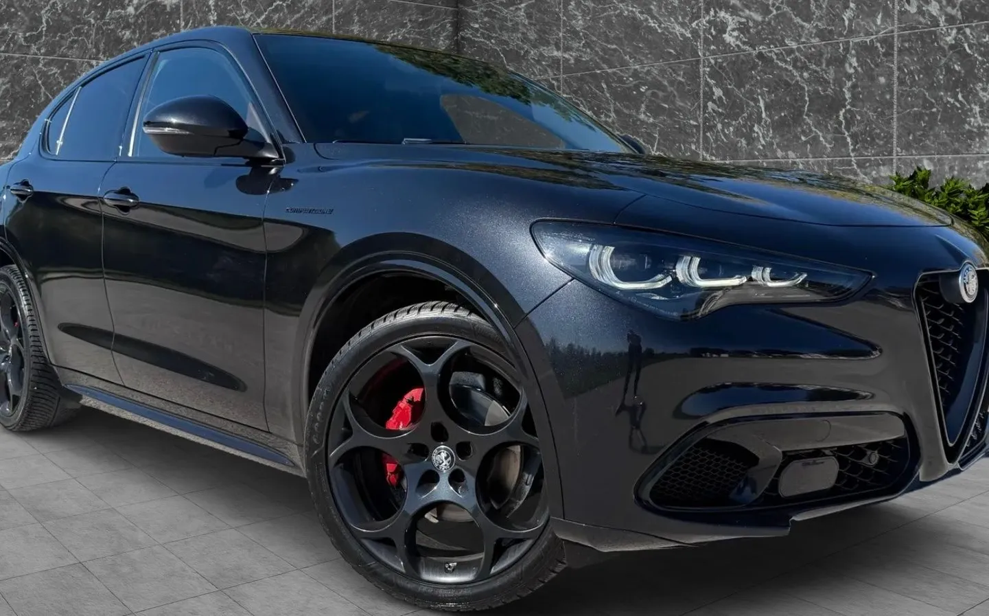 Zunanja slika - Alfa Romeo Stelvio - Q4 2.2 210PS COMPETIZIONE RADAR FULL LED HK ALU21 - 4