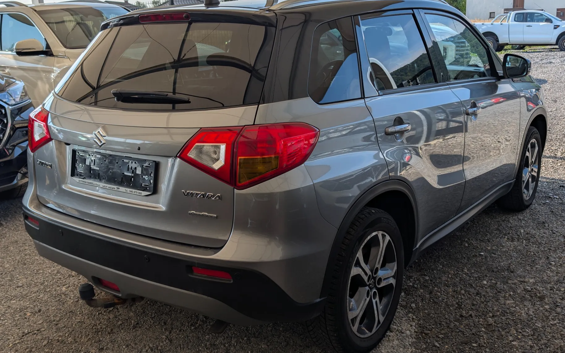 Zunanja slika - Suzuki Vitara - 1,6 DDiS Elegance - 3