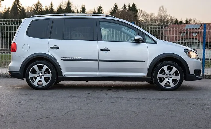 Zunanja slika - VW Touran - 1.6 TDI Cross - 4
