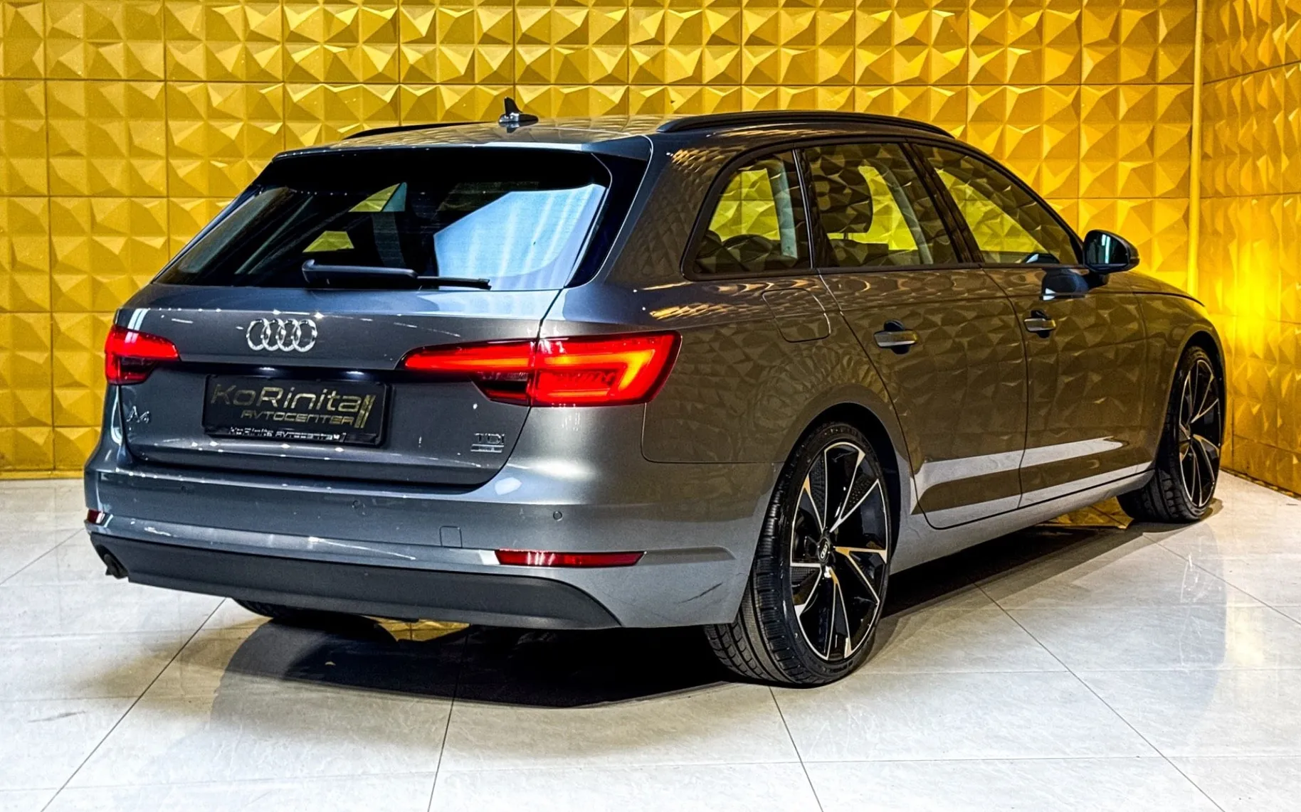 Notranja slika - Audi A4 Avant - 2.0 TDI AUT. MATRIX-NAVI.-TEMP.-EL. PRTLJAZNIK... - 11