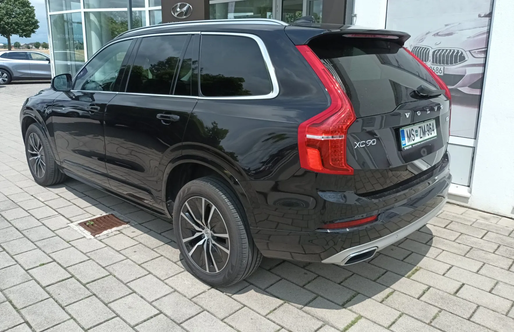 Zunanja slika - Volvo XC90 - B5D AWD Momentum Avt. - 5