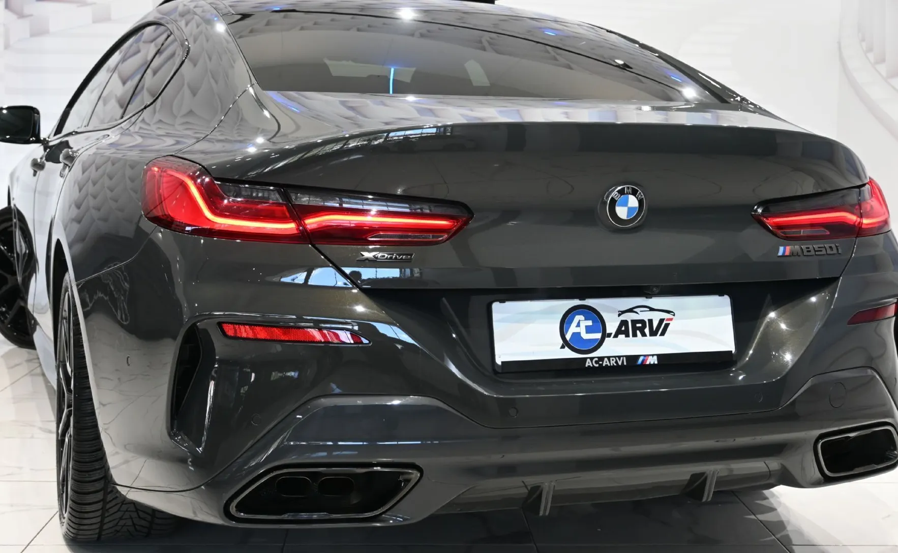 Zunanja slika - BMW Serija 8 - Gran Coupe: M850i xDriveRADAR-PANO-KEY-KAM360-BOWERSl. - 6
