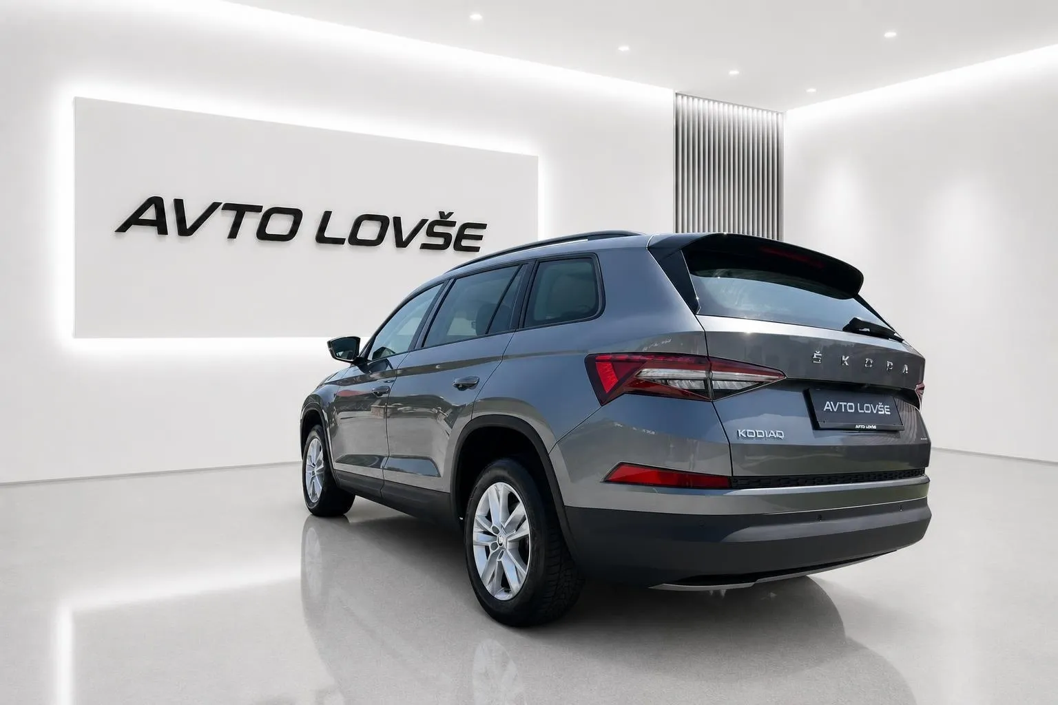 Zunanja slika - Škoda Kodiaq - 2.0 TDI Ambition DSG -1 LASNIK-7 SEDEŽEV-ODLIČNA.. - 6