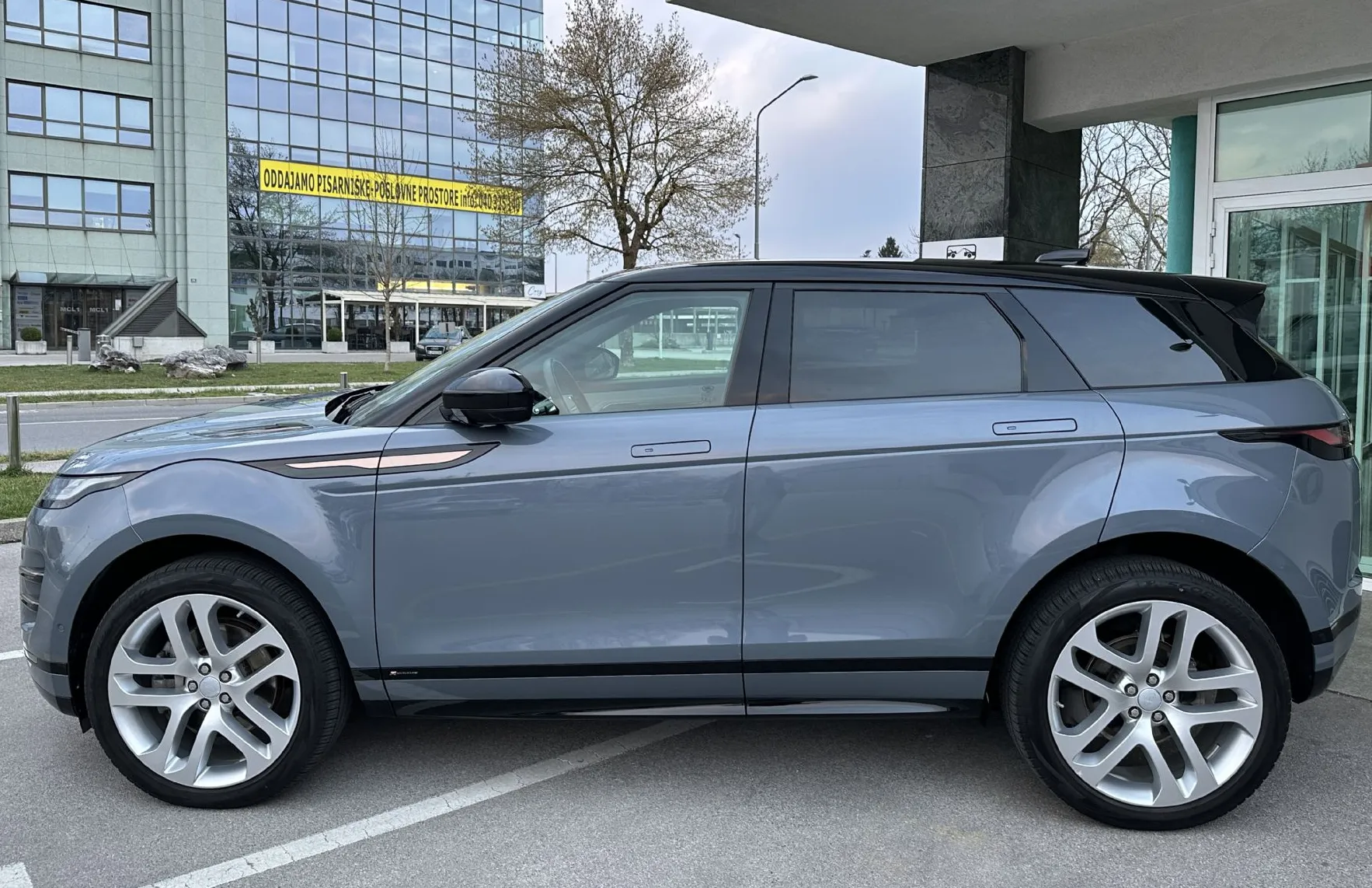 Zunanja slika - Land Rover Range Rover Evoque - 2.0 TD4 180KM R-Dynamic First Edition AWD - 8