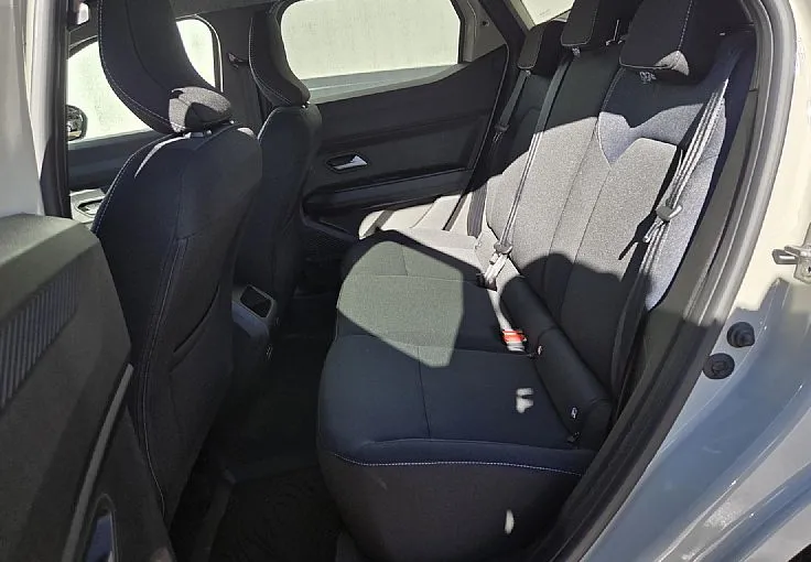 Zunanja slika - Dacia Duster - 1.2 TCe 140 Journey + Paket City in Zima plus - 12