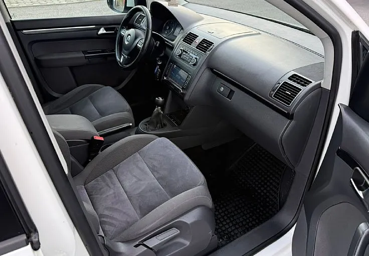 Zunanja slika - Volkswagen Touran - 2.0 TDI Highline - NA OBROKE BREZ POLOGA - - 7