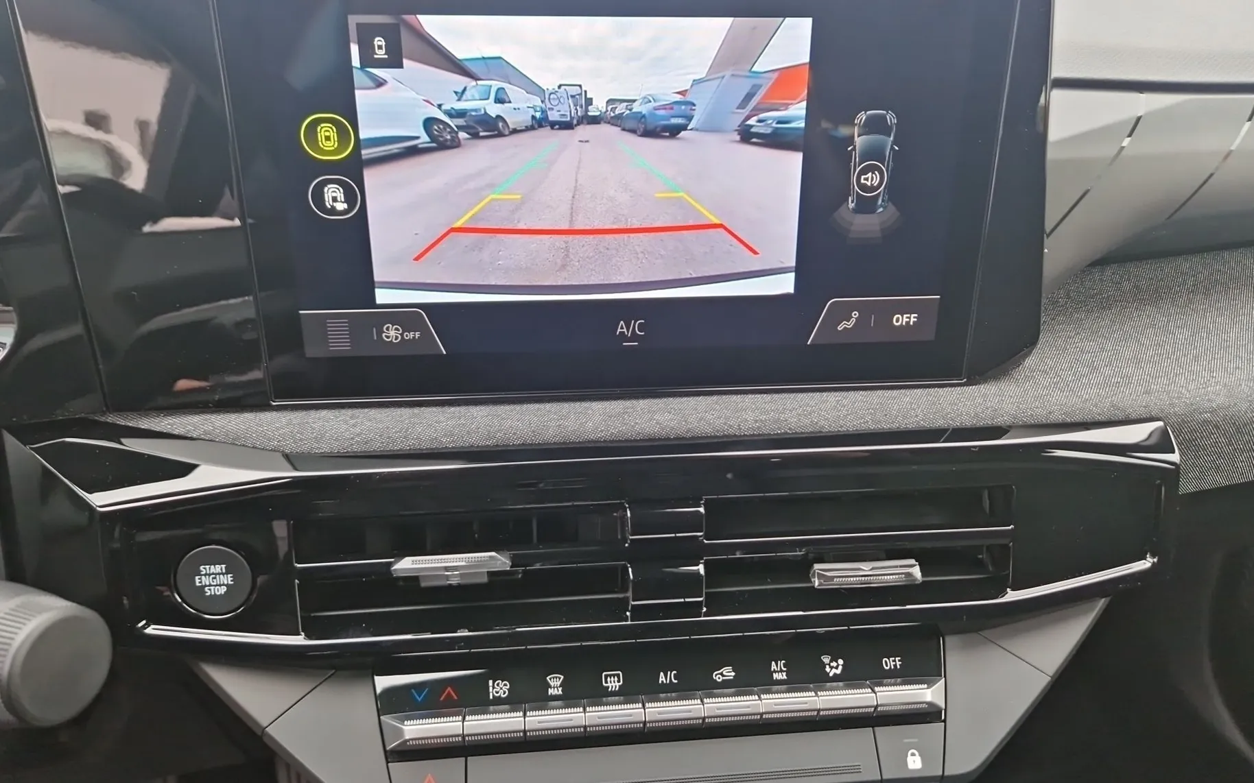 Zunanja slika - Renault Clio - evolution TCE 115 + paket udobje in kamera - 13