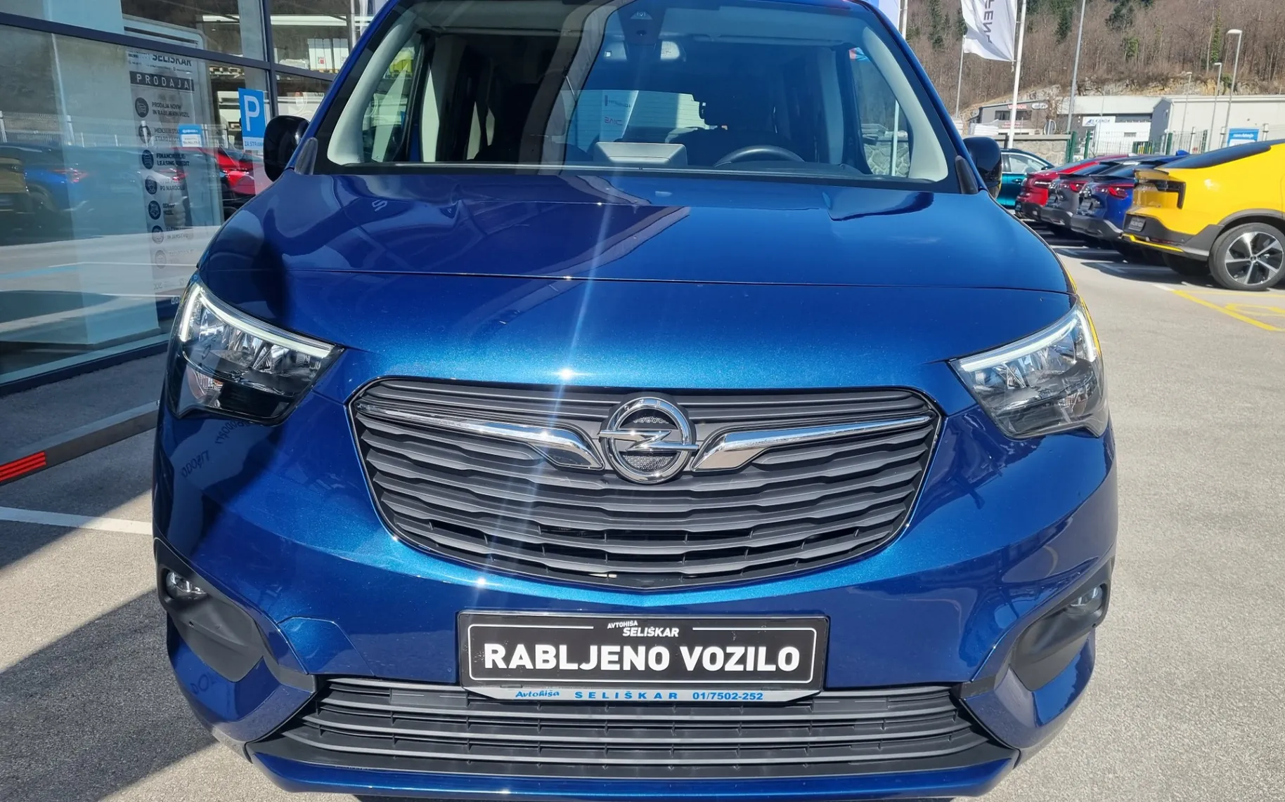 Zunanja slika - Opel Combo - XL 1.5 HDI 96KW - VLEČNA KLJUKA - ODLIČEN - 2