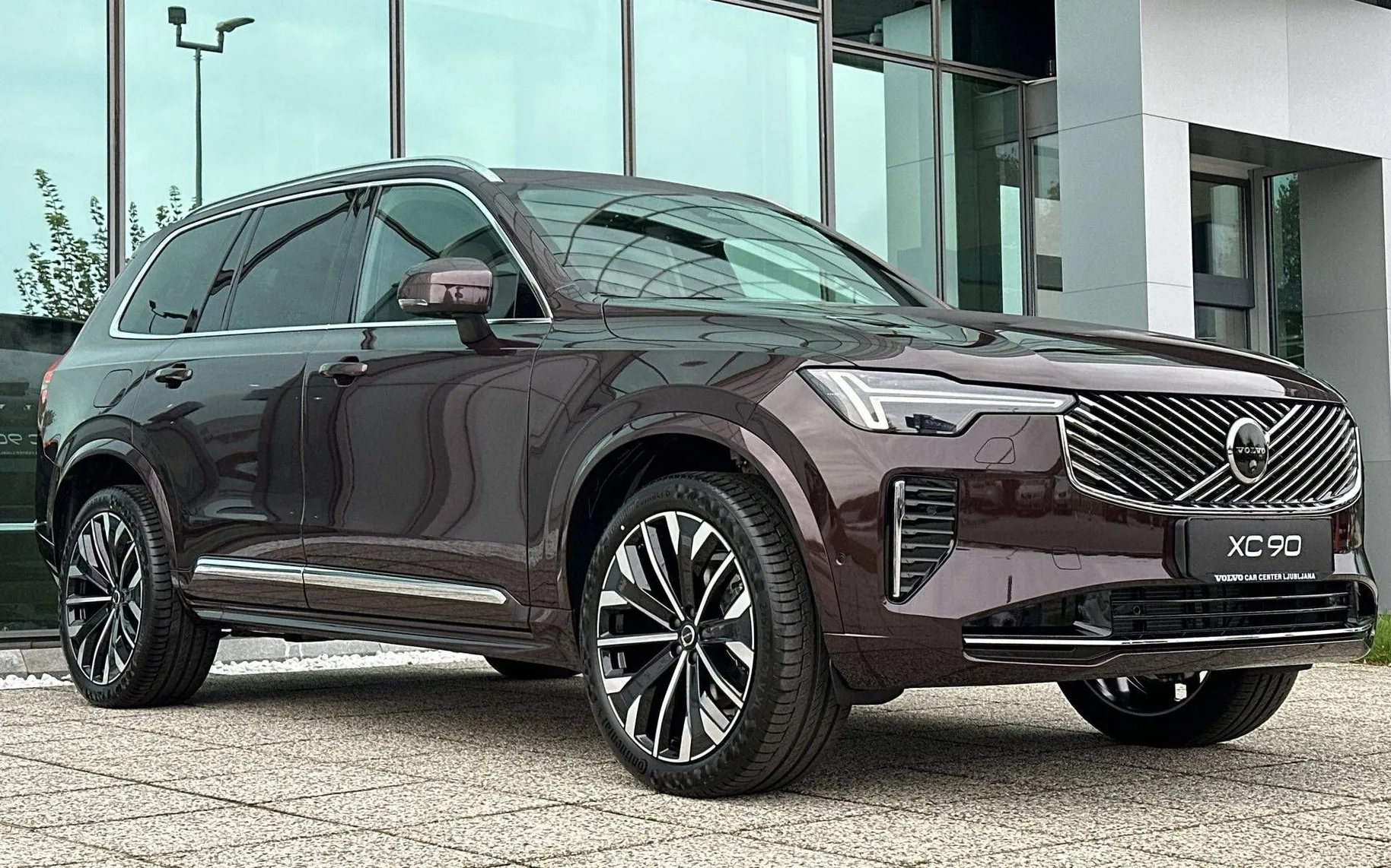 Zunanja slika - Volvo XC90 - B5 AWD Ultra Bright Avt. 7s AT AWD - 3