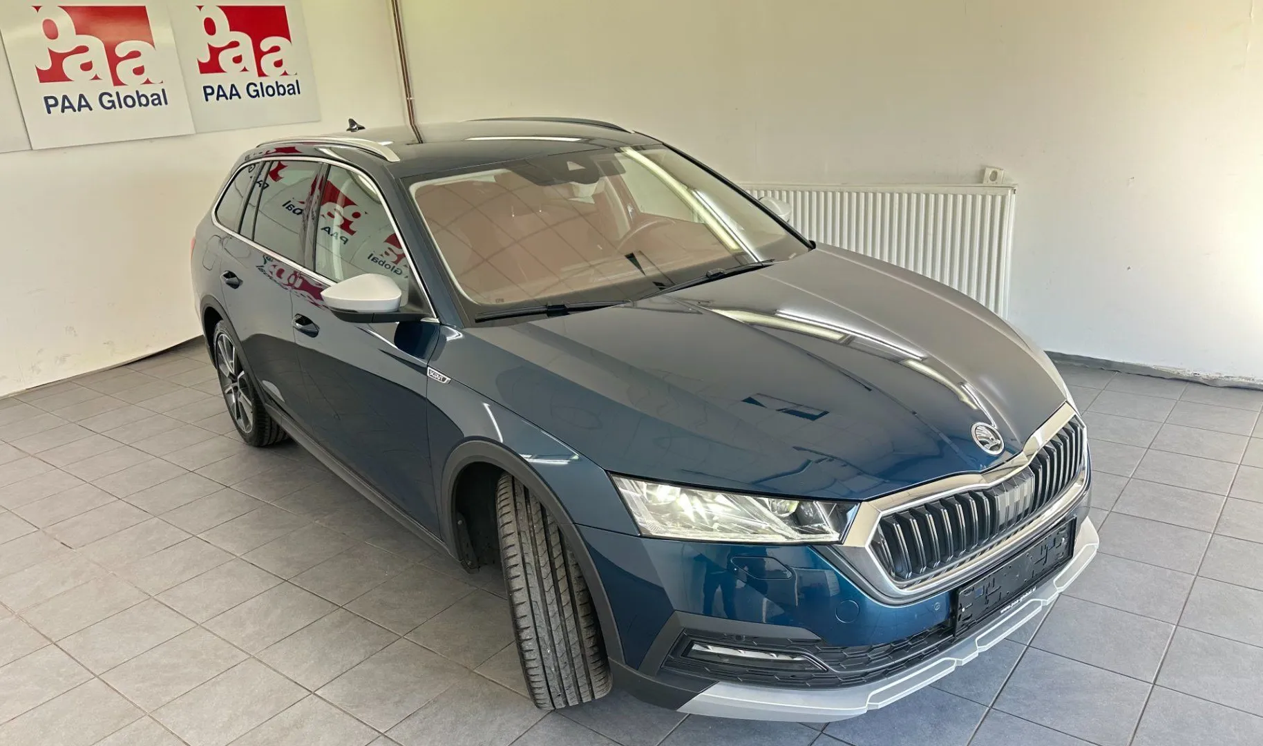 Zunanja slika - Škoda Octavia - Combi 4x4 2.0 TDI Scout DSG.NEMŠKI+4ALU.KAMERA.4X4 - 1
