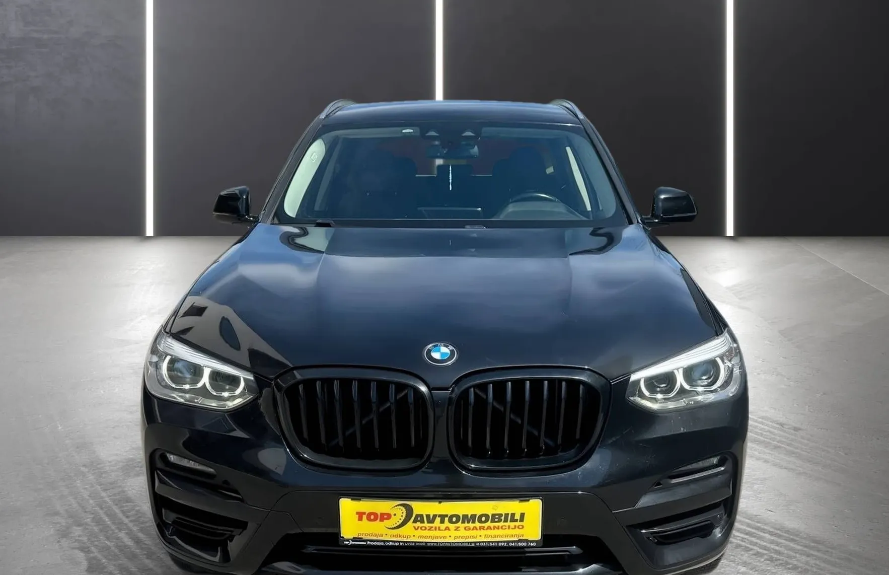 Zunanja slika - BMW X3 - serija :  xDrive 20d X-LINE FUL LED NAVI TEMP PDC AMBIENT - 12