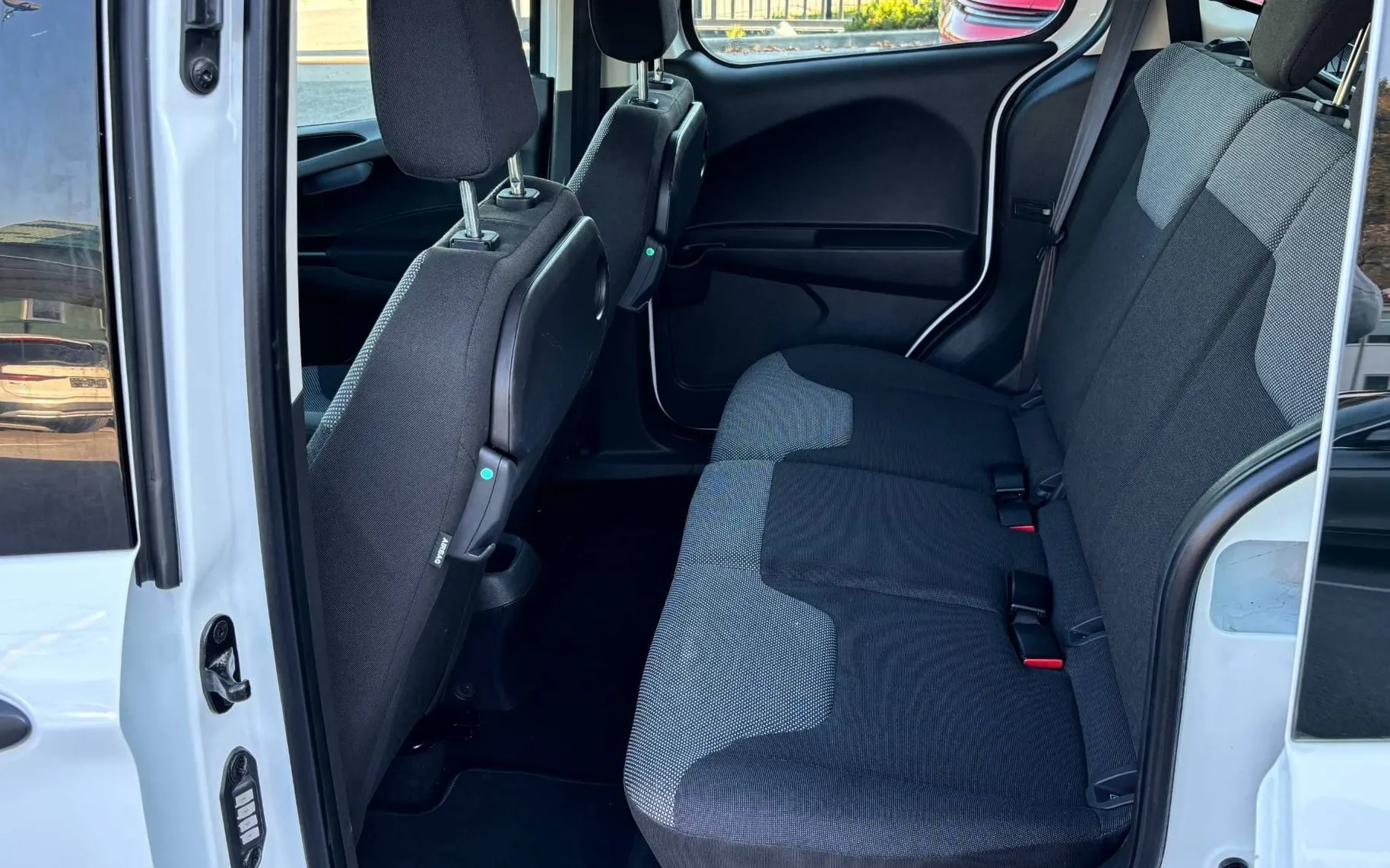 Zunanja slika - Ford Tourneo - Courier 1.5 Tdci KAMERA-NAVI-LEASING-LEANPAY... - 7