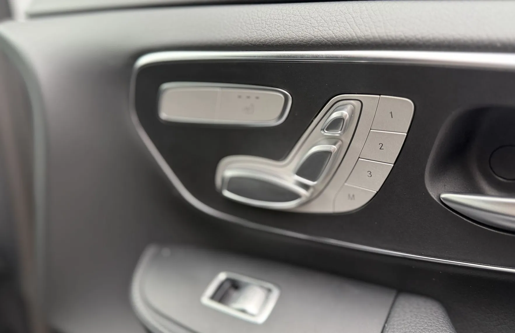Zunanja slika - Mercedes-Benz V-Razred - V 300 d 4MATIC Avantgarde dolgi - 15