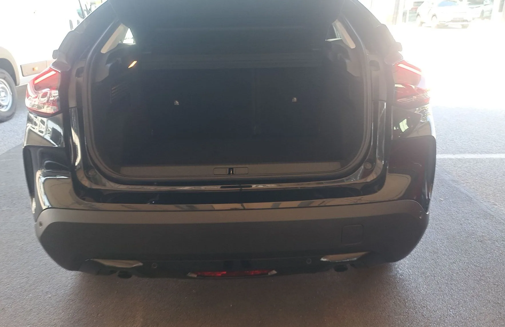 Zunanja slika - Citroën C4 - 1.2 PureTech AUT. - 12