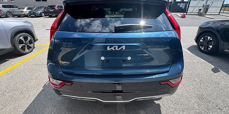 Zunanja slika - KIA Niro - Kia  EV EX LIMITED EDITION - 4