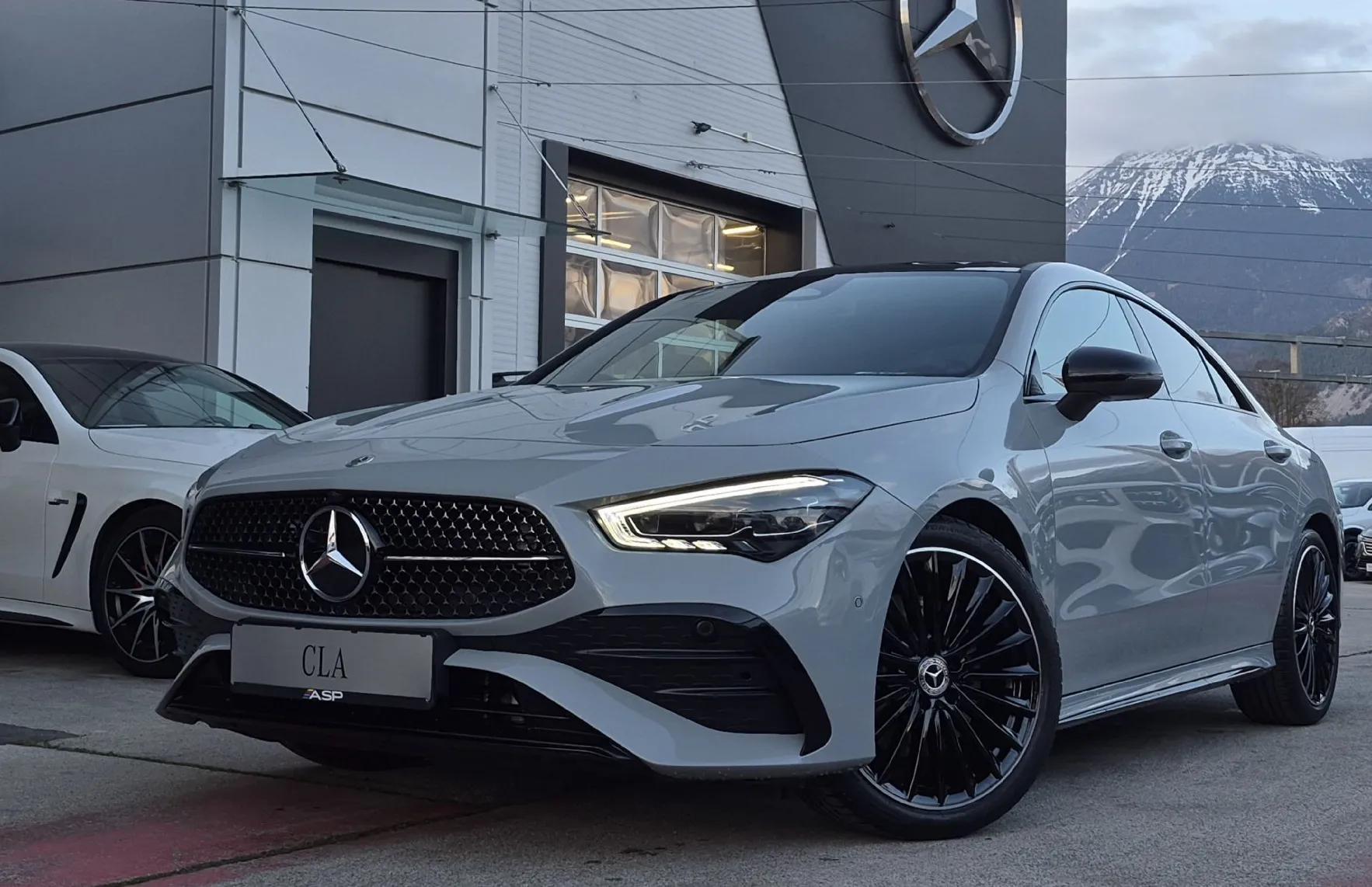 Zunanja slika - Mercedes-Benz CLA-Razred - 200 AMG Line - 1