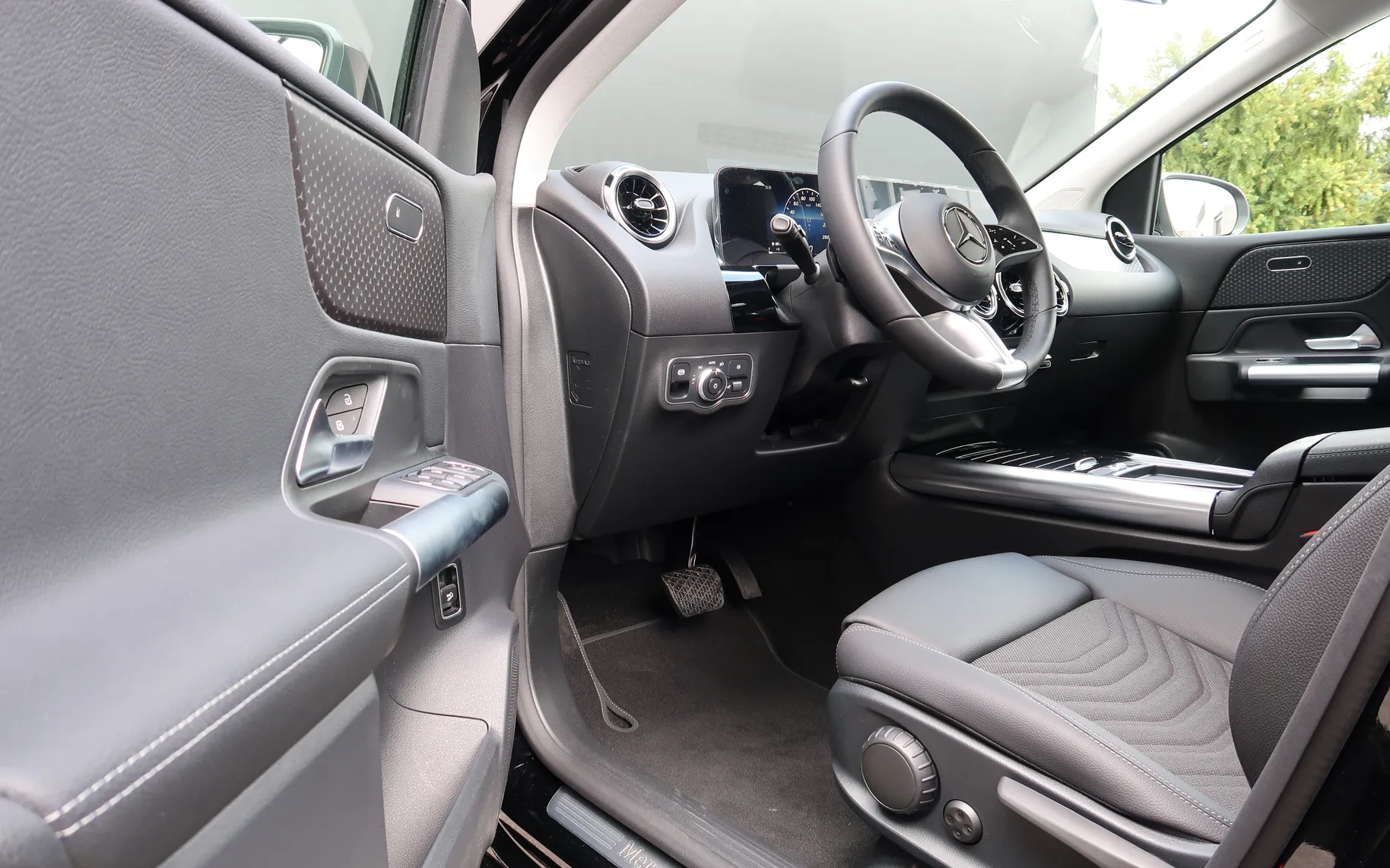 Zunanja slika - Mercedes-Benz B-Razred - B 180 DCT - 3