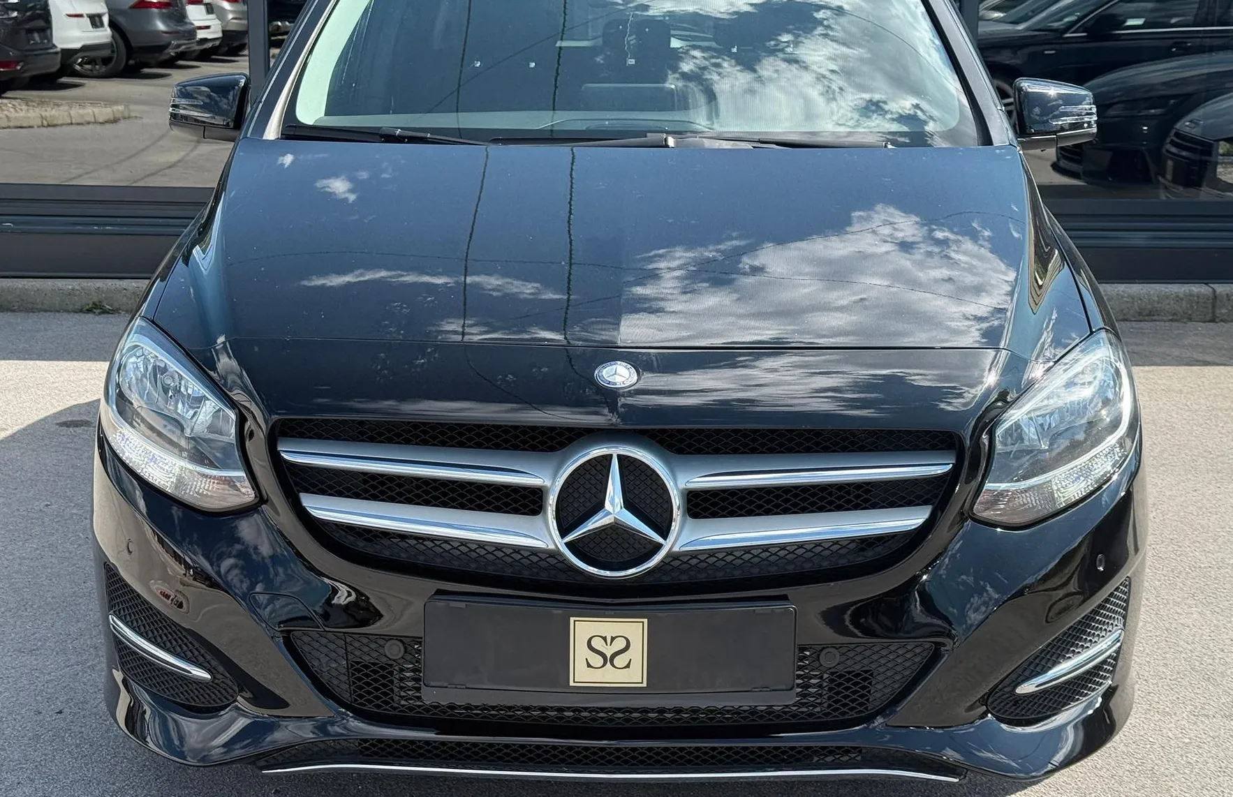 Zunanja slika - Mercedes-Benz B-Razred - B 200d D-LED NAVI PDC ALU GSV KREDIT 171 NA MESEC - 34