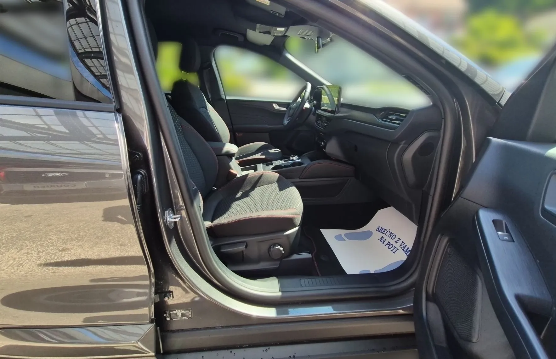 Zunanja slika - Ford Kuga - ST-LINE 2.5 Duratec Hybrid 132kW FHEV-NA ZALOGI - 15