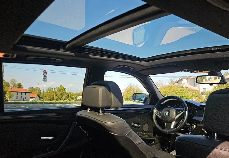 Zunanja slika - BMW Serija 5 - Touring: 520d 177ks °PANORAMA° °XENON° °17-COL° - 11
