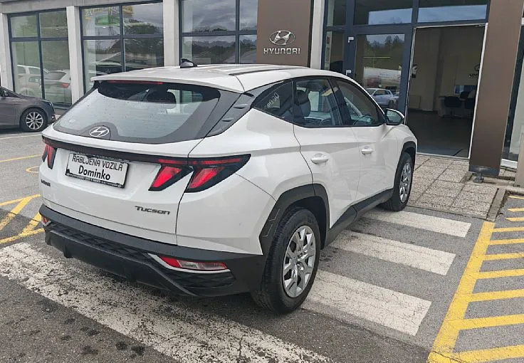 Zunanja slika - Hyundai Tucson - 1.6 T GDI°°1.Lastnik°°Kamera°°2.Leti garancije - 5