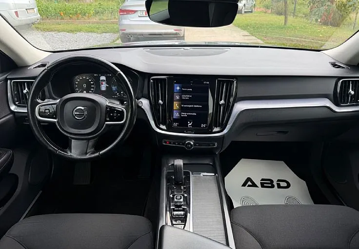 Zunanja slika - Volvo V60 Cross Country - B4D AWD AUT 1.LASTNIK LED VIRUTAL NAVI PDC - 8